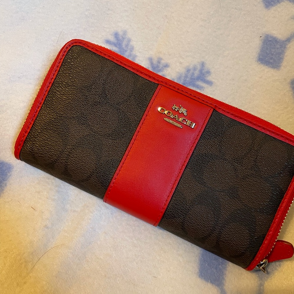 Coach wallet